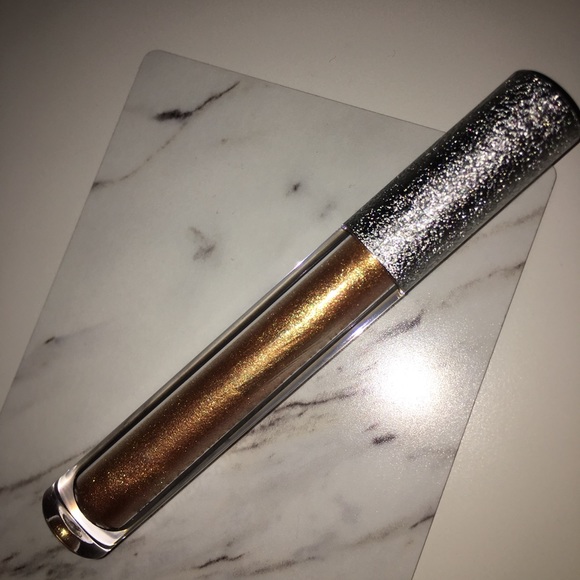 Meserable Difference - glitter lip cream - Picture 5 of 5